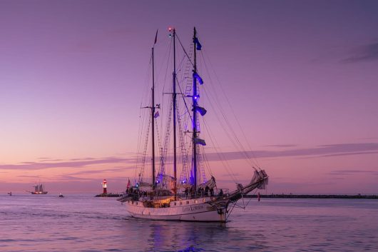 Loth Loriën im Abendrot