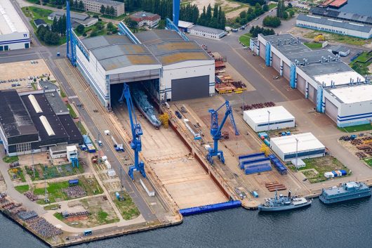 Trockendock der Warnemünder Werft