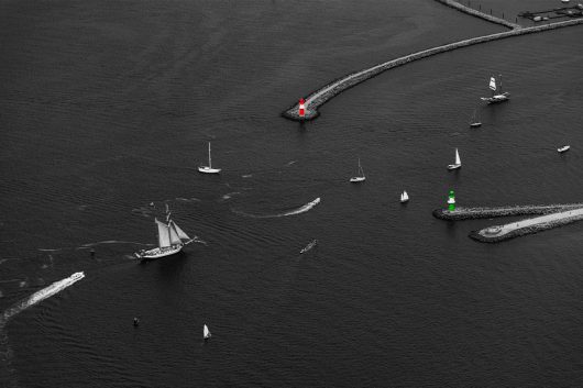 J.R.Tolkien mit Kurs auf Warnemünde