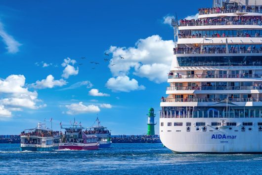 AIDA Begleitfahrt Warnemünde