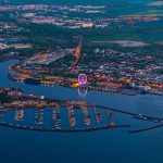 Abends über dem Yachthafen Hohe Düne