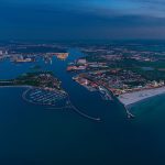 Abends über der Warnowmündung