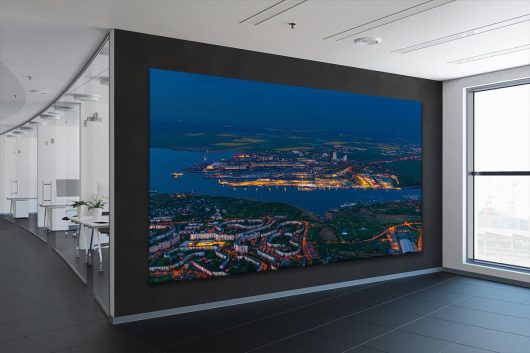 Seehafen Rostock in der Nacht