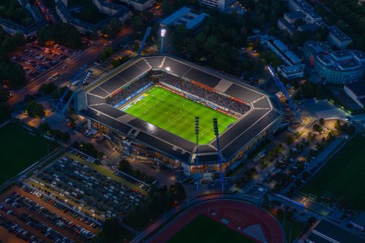 Nachts über dem Ostseestadion