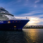 Celebrity Eclipse im Seekanal