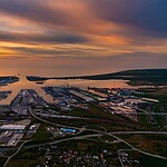 Goldene Stunde am Überseehafen