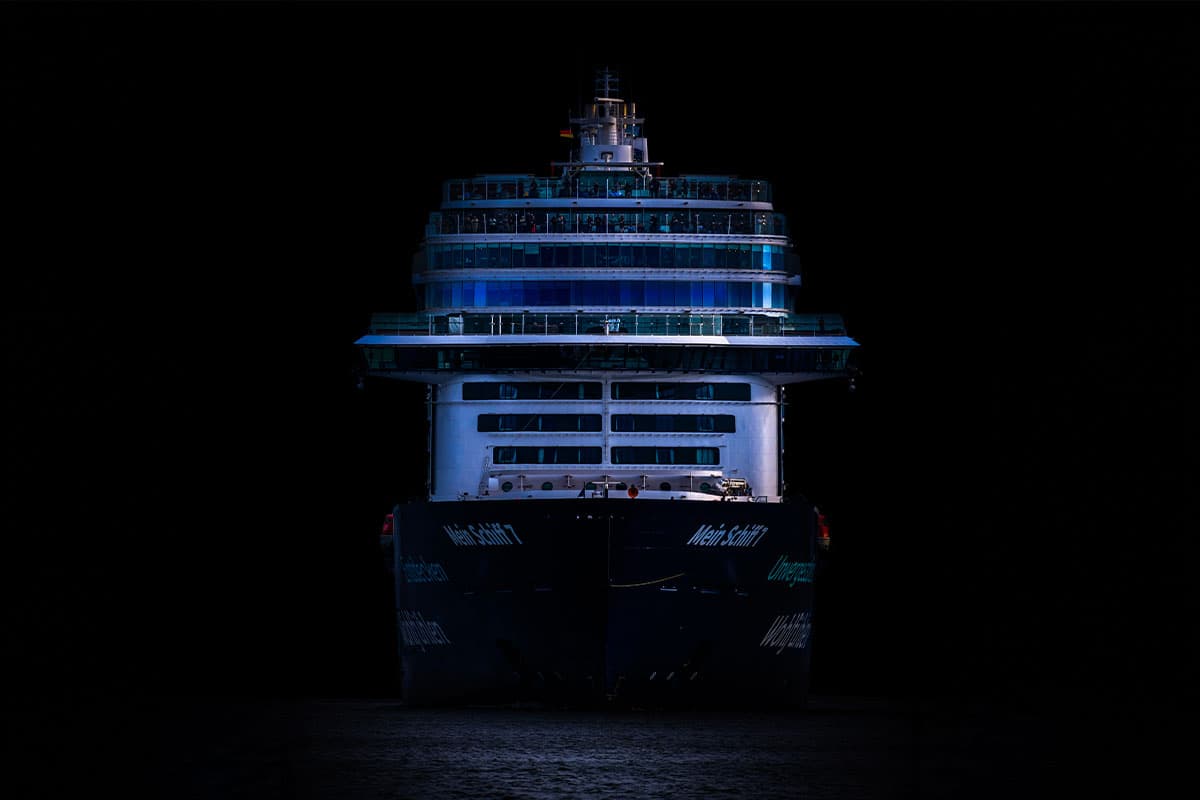 001-mein_schiff_7_dark_edition-PB15-908169_B Mein Schiff 7 "dark edition"