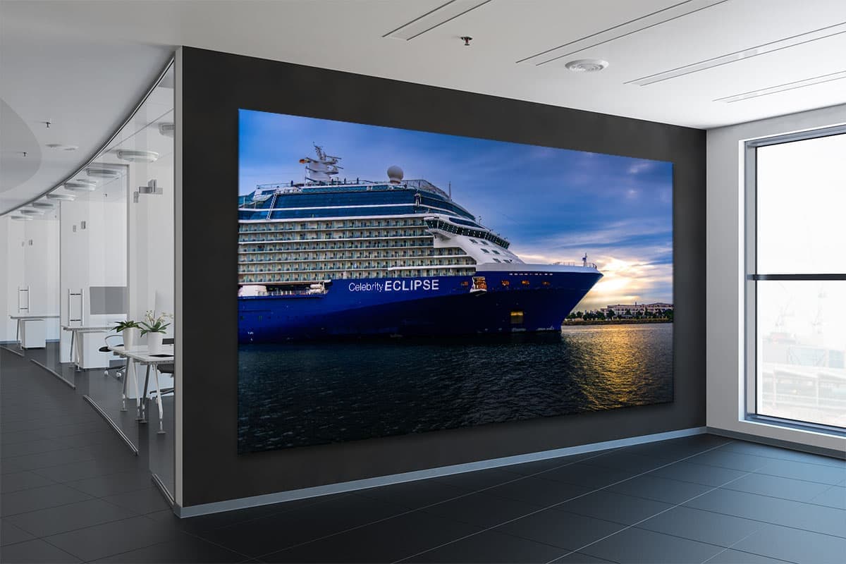 005-celebrity_eclipse_im_seekanal-PB15-909420 Celebrity Eclipse im Seekanal