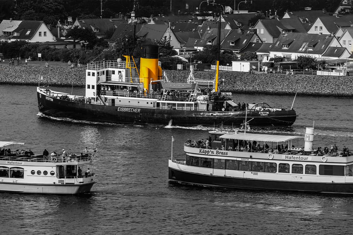 001-eisbrecher_stettin_im_seekanal-PB15-909213 Eisbrecher Stettin im Seekanal