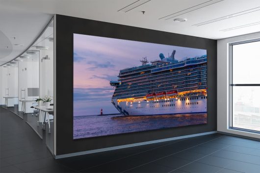 Sky Princess im Seekanal